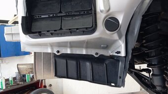Subaru Forester 2.0 benzín - 13