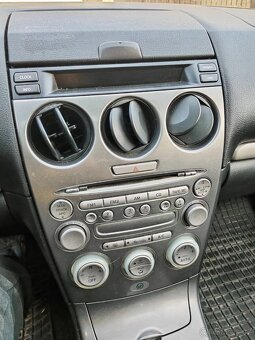 Mazda 6 Kombi 2.0 Diesel – r.v. 2004 - 13