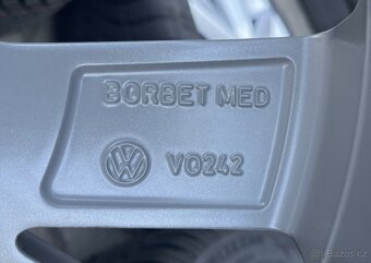 Volkswagen Golf 8 alu 6,5x17 5x112 ET46 pneu 205/50/17 93V - 13