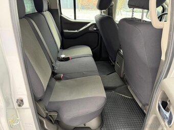 Nissan Navara 2,5 DCi PRO4X 4x4 + sada pneu - 13