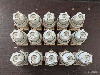 Elektroinstalační materiál - 13