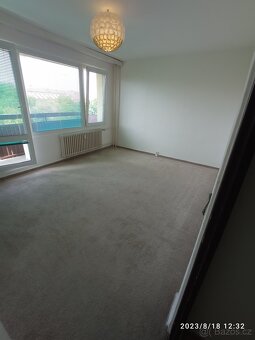 Prodej bytu 3+1, 70 m², Brno – Líšeň, balkon, sklep, osobní - 13