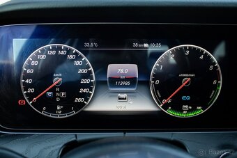 Mercedes Benz E 300 de T Avantgarde (2020). - 13