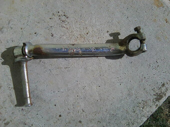 čz 125/150 - motor,rozeta,kolo,náboj,startpáka,válec čz125b - 13