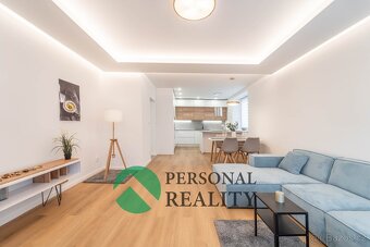 Úsporný a prostorný RD, 6+kk, 183 m2 v obci Jenštejn - 13