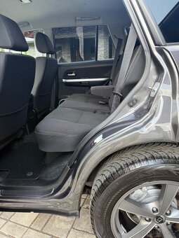 Suzuki Grand Vitara 2.4 benzin facelift 2010 4x4 bez koroze - 13
