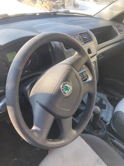 Škoda Fabia 2012 1.2 HTP CGPB 44KW LF5A MODRÁ VEŠKERÉ DÍLY - 13
