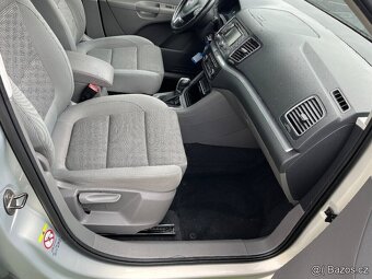 Volkswagen Sharan 7N 2.0 TDi DSG 2012 103kW bez koroze - 13