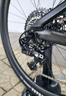 Horské kolo Specialized Epic Expert Carbon World Cup 29″ - 13
