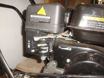 benzínová sněhová fréza nová - gumový šnek - 13