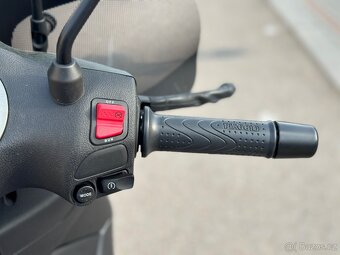 Piaggio Beverly S 300 - 13