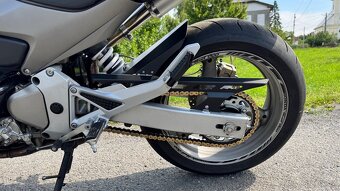 Honda CB 600 F Hornet 2005 - 13