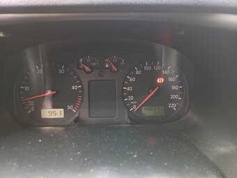 VW T4 2,5TDI 75kW LONG - 13