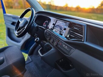 Volkswagen Transporter 6.1 Kombi KR 2.0 TDI 110kw top stav - 13