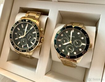 FOSSIL Bannon Chronograf Zlaté,zelený ciferník,set MEN/WOMEN - 13