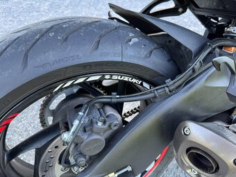 Suzuki GSX-S 1000F 2018 110 KW, stojan - 13