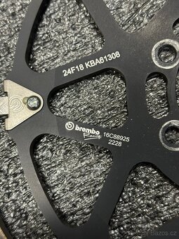 Aprilia Tuono V4 2017 - 13