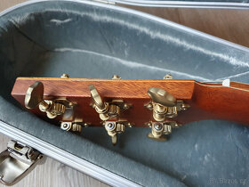 Zánovní prémiová akustická celomasivní kytara FURCH OM - 13
