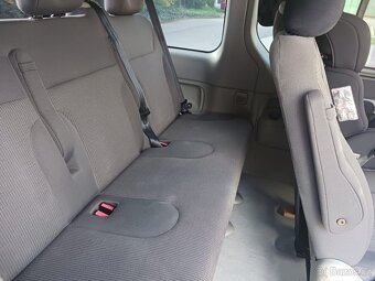 Opel Vivaro 2,5 CDTI - 13