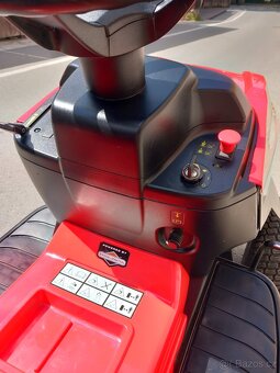 Prodám zahradní traktor Castelgarden XDC 140 - 13