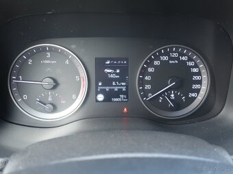 Hyundai Tucson 1.7CRDi 85kW KLIMA ČR SERVISKA - 13