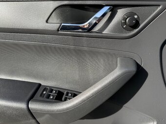 ŠKODA RAPID SPACEBACK 2014 1.2TSI STYLE - 151.000km - 13