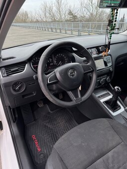 Škoda Octavia 3 2015, 81 KW - 13