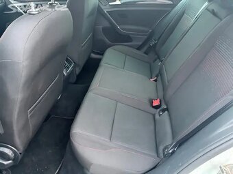 VW GOLF VII Kombi 1,6 TDi 2017 - 13