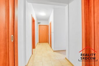 Pronájem bytu v os. vl. 3+1+lodžie+šatna/81m2 ul. Na Kopci,  - 13