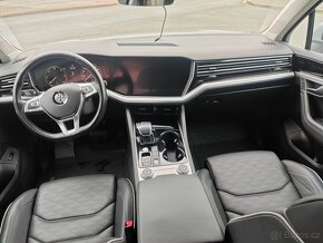 VW Touareg 3.0TDI, 210kW, původ ČR - 13