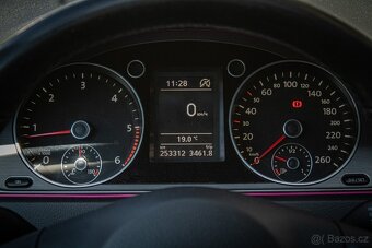 Volkswagen Passat Variant 1.6 TDI BMT Trendline - 13