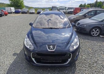 Peugeot 308 1.6 E-HDI, Navi, Klima nafta manuál 84 kw - 13