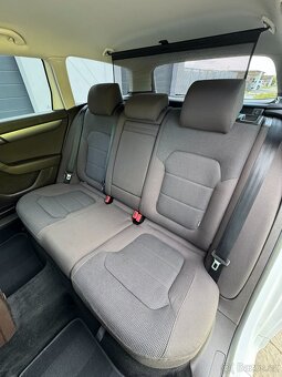 VW Passat B7 2011 2.0TDi 103kW DSG 196tkm Xenon Webasto Navi - 13