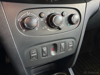 Sandero STEPWAY 0.9/66kW 2.Maj r.v.2014 KLIMA - 13