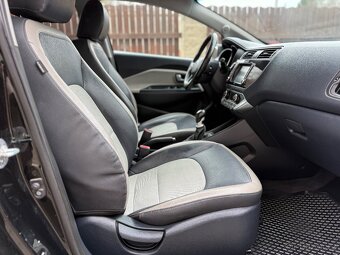KIA RIO 1,4 CRDi 66KW GT-LINE,NAVI,KAMERA,ALU,TOP - 13