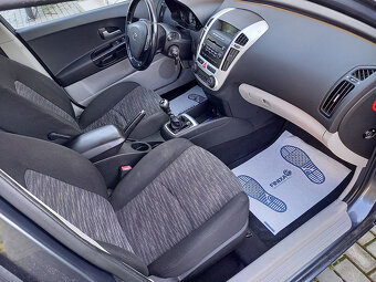 Kia Ceed 1.6i klima+alu.kola+1.majitel ČR - 13