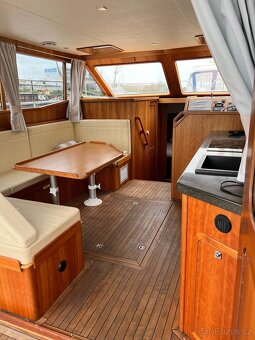 LOĎ Motorová kajutová Technomarine ALEXIS 12 - 13