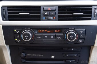 BMW 330d xDrive 3,0 TDI 170kW / SUPER STAV / - 13