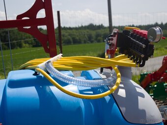 Postřikovač B 800/15 – polní postřikovač - 13