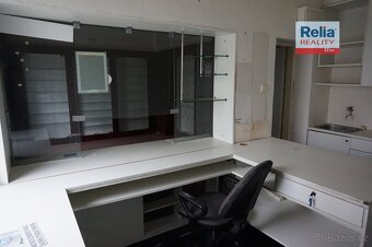 Prodej bytového domu s komerčními prostory a s garáží, Tepli - 13