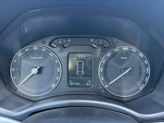 Škoda Octavia 1,9 TDI 77 KW STK KOLA - 13