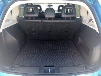 Jeep Compass 2.0CRD 103kW/4x4/Výhřev/Kamera - 13