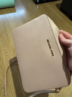 Michael Kors kabelka - 13