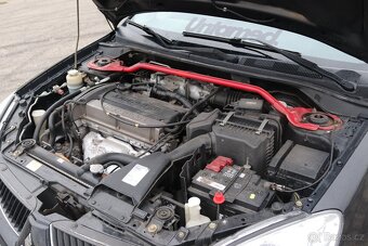 Mitsubishi Lancer Kombi 2.0 4g63 - 13