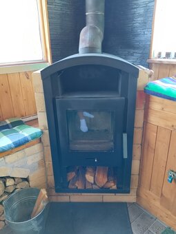 Prodej KARAVANU s Dřevěnou přístavbou . - 13