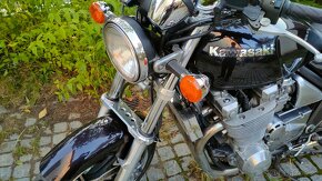 Kawasaki ZR 1100 Zephyr - 13