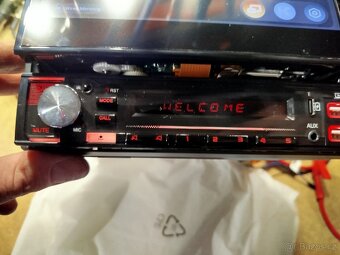 Vyjížděcí autorádio + kamera + carplay android 2gb ram 32hdd - 13