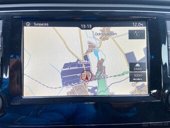 Škoda Octavia 1.6 TDi DSG Navigace, Tempomat - 13