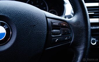 BMW 3 Touring 320d, 120kw, automat - 13