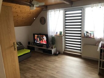 Prodej komerčního objektu s ubytováním Racková - 13